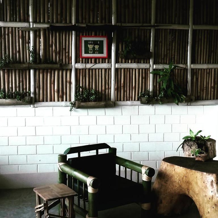Longchen Homestay Dimapur Екстер'єр фото